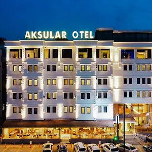4* Hotel (1300 M²), 4 Schlafzimmer Und 1 Eigene Badezimmer In Stadtzentrum